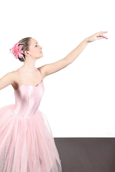 Ballerina dancing in studio — Stock Photo, Image