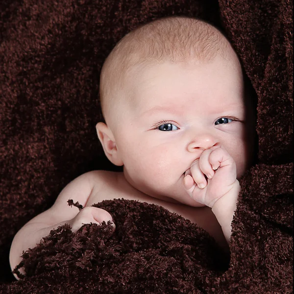 Újszülött kislány — Stock Fotó