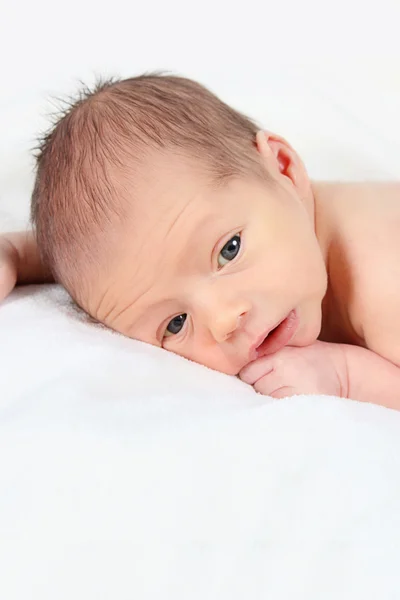 Söt newborn baby — Stockfoto