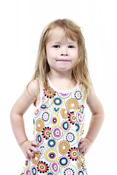 Meisje in kleurrijke jurk — Stockfoto