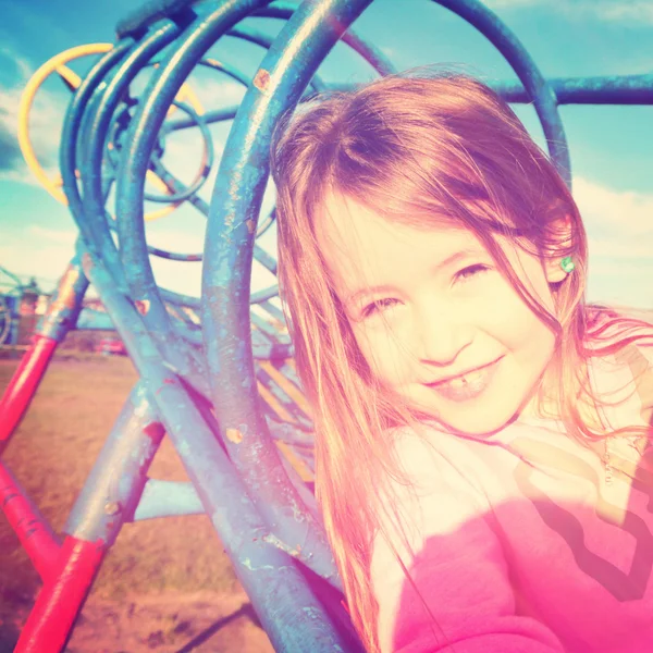 Menina brincando — Fotografia de Stock