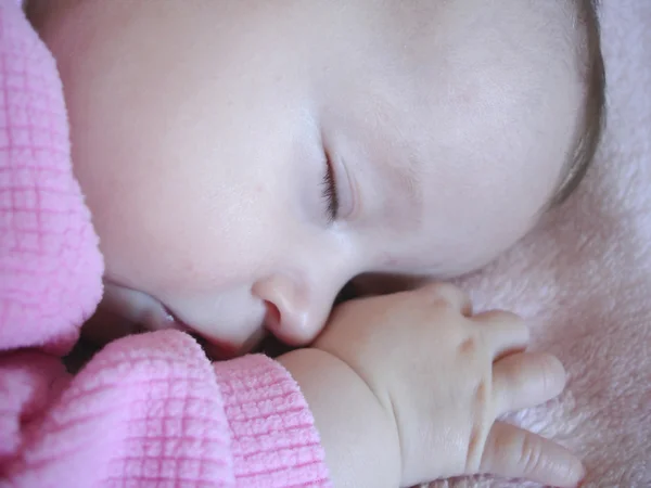 Κοριτσάκι που κοιμάται — Φωτογραφία Αρχείου