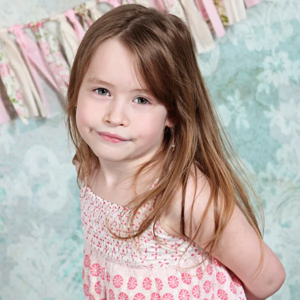 Little girl smiling — Stock Photo, Image