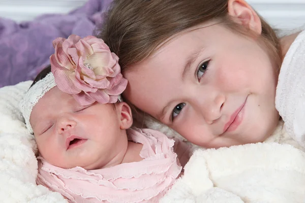 Sisters in studio — Stock Photo, Image