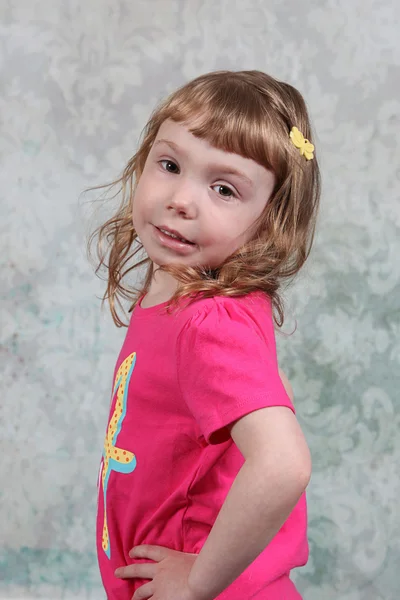 Menina posando em estúdio — Fotografia de Stock