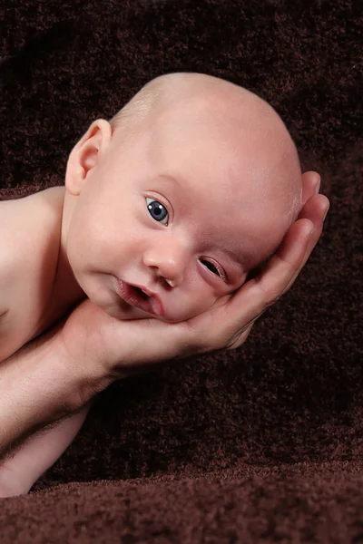 Little newborn baby in hand — Stock Photo, Image