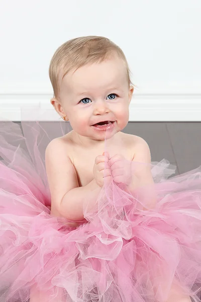 Adorable little girl in pink dress — Stock Photo, Image