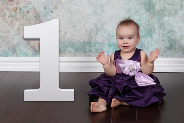 Little Girl in purple dress — Stock Photo, Image