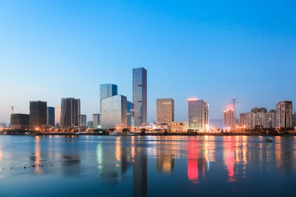 Cidade chinesa CBD ao entardecer — Fotografia de Stock