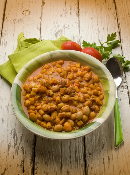 Pasta med bönor, traditionella italienska recept — Stockfoto