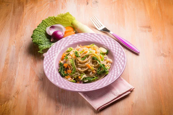 Spaghetti with vegetarian ragout — Stock Photo, Image