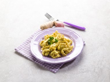 tavuk kanadı ile zencefil ile