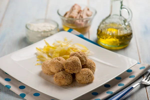 Albóndigas Atún Con Queso Ricotta Ensalada — Foto de Stock