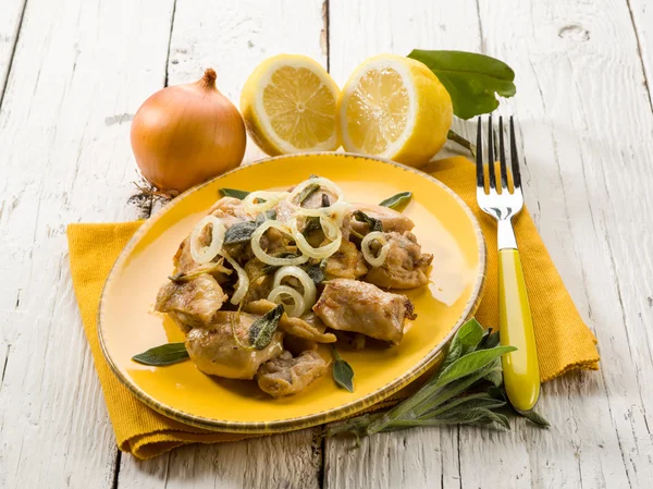 Meat stew with sage onion and lemon — Stock Photo, Image