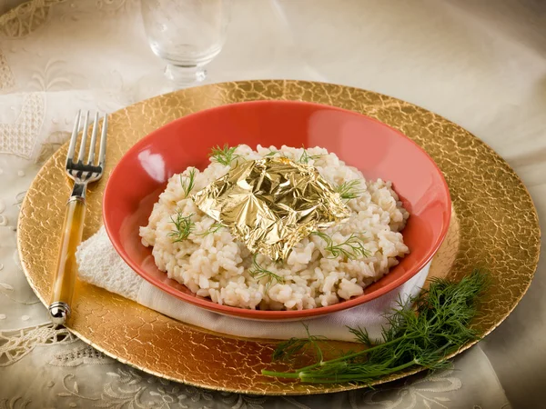 Risotto con pan de oro —  Fotos de Stock