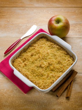 Elmalı kek tarçın ile