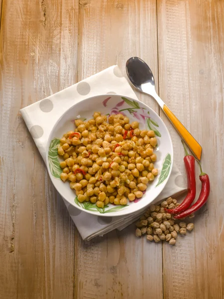 Grão de bico com pimenta quente — Fotografia de Stock