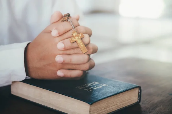 Religion Christianity Praying Man Praying Hands Clasped Together Her Bible — Stock Photo, Image