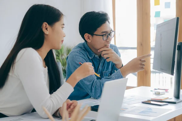 Programmerare Utvecklare Team Development Webbplatsdesign Och Kodningsteknik Som Arbetar Programvaruföretagets — Stockfoto