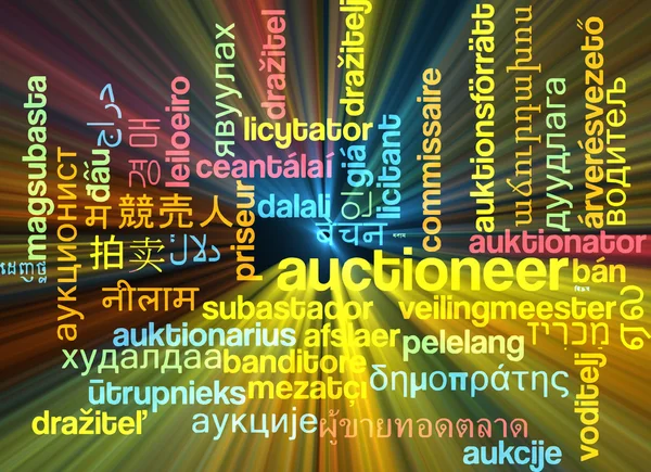 Auctioneer multilingua wordcloud concetto di sfondo incandescente — Foto Stock