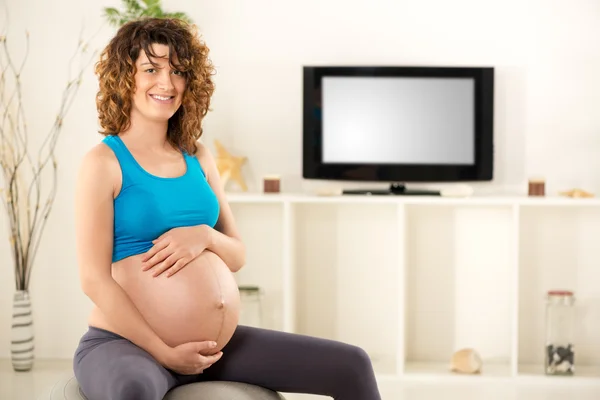 Mujer embarazada. — Foto de Stock