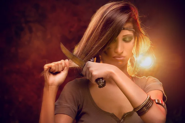 Woman Cutting Hair With Combat Knife — Stock Photo, Image