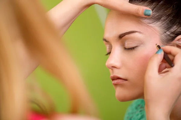 Artista de maquillaje — Foto de Stock