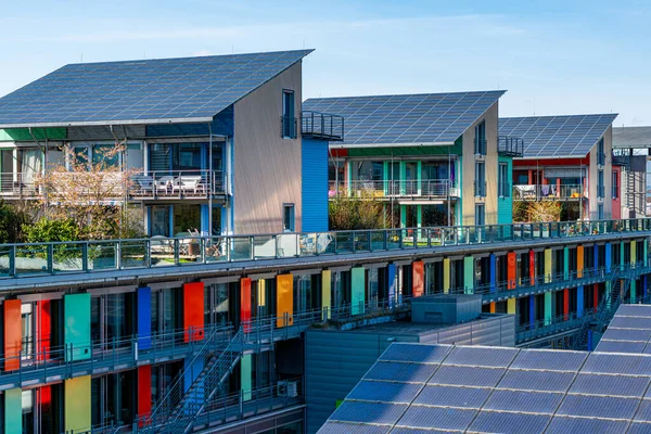 Detaljer Sunship Sonnenschiff Grön Stad Freiburg Solskeppet Solbyn Vauban Freiburg Stockfoto