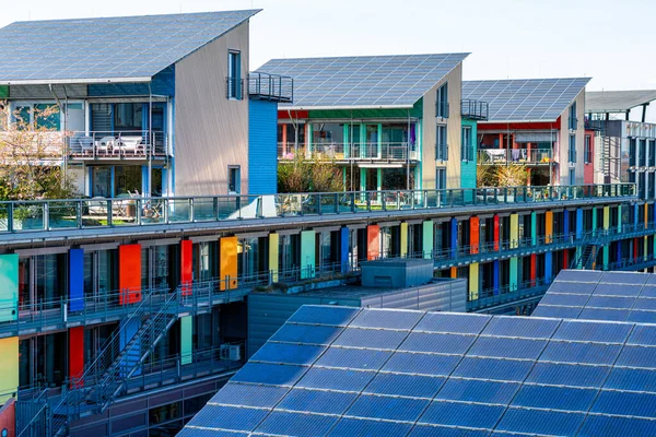 Detaljer Sunship Sonnenschiff Grön Stad Freiburg Solskeppet Solbyn Vauban Freiburg Stockfoto