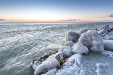 Balaton Gölü doğana kışın, Macaristan