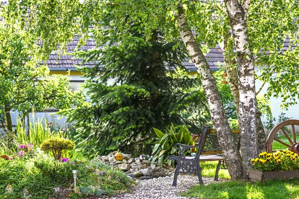 Relaxar o tempo no jardim — Fotografia de Stock