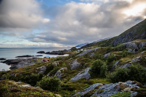 Malerischer Blick Auf Austre Nesland Dorf Berge Und Meer Lofoten — Stockfoto