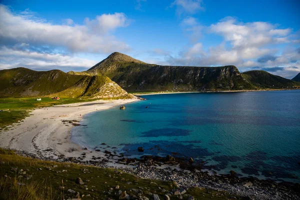 Utsikt Över Strand Hav Och Fjäll Vandringsled Till Unstad Lofoten — Stockfoto