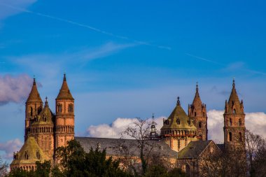 Worms yeni Romanesk Katedrali