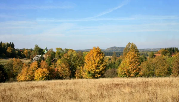 Autumns Vista Sobre Pequena Aldeia Pitoresca Pasterka Table Mountains Stolowe — Fotografia de Stock