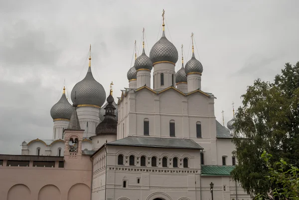 Churches in Rostov Kremlin — Stock Photo, Image