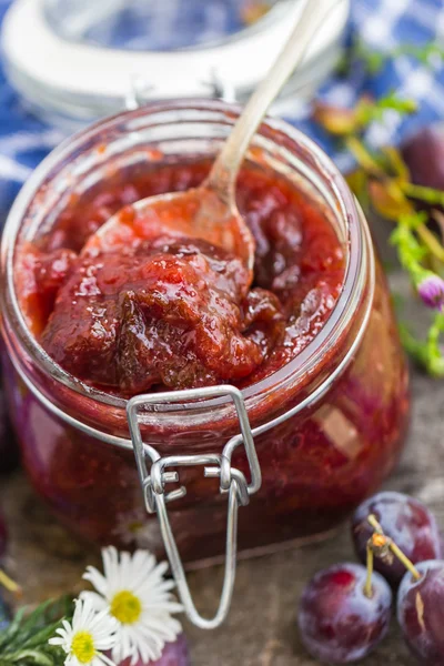 Homemade preserves delicious plum jam — Stock Photo, Image