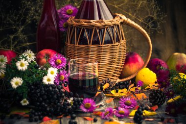 Sonbahar mutfak tentür chokeberry sahne vintage