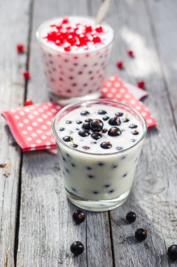 Kokteyl kırmızı meyve Siyah frenk üzümü tablo Bahçe