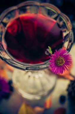 Aromatik alkol Kupası tentür chokeberry