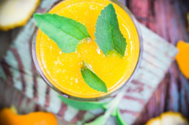 Yaz içki turuncu mousse stevia