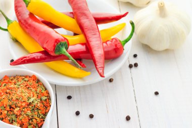 biber biber sarımsak ahşap tablo