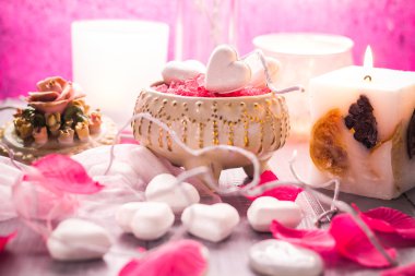 Spa kompozisyon Sevgililer günü kalp seviyorum vücut sağlığı