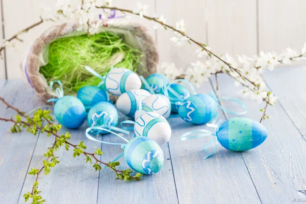 View Easter eggs spring branches — Stock Photo, Image