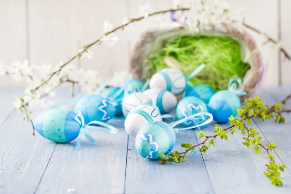 View Easter eggs spring branches — Stock Photo, Image