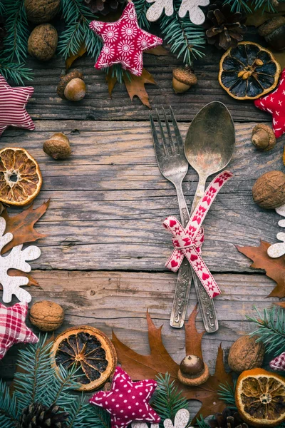 Festive table plate cutlery decorations well gifts nature — Stock Photo, Image