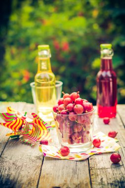 Yaz tatlı Bahçe meyve bektaşi üzümü renkli içecekler