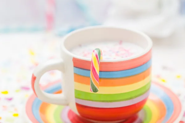 Spring drink vanilla milkshake sprinkles — Stock Photo, Image