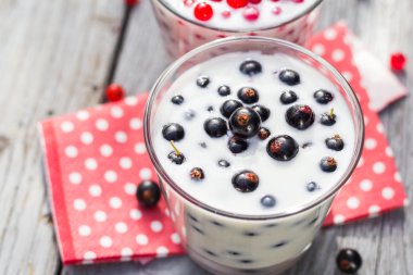 Kokteyl kırmızı meyve Siyah frenk üzümü tablo Bahçe