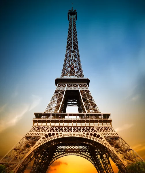 Vista maravilhosa da Torre Eiffel em Paris — Fotografia de Stock